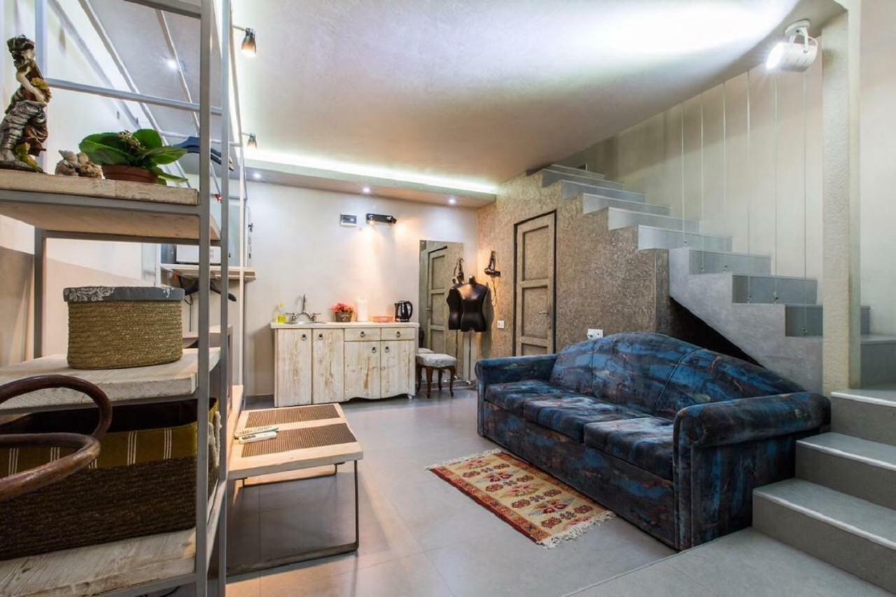 Nice Room Duplex Tbilisi Exteriör bild
